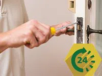Master Locksmith Store Sea Girt, NJ 732-523-2501 - service-side-emergency